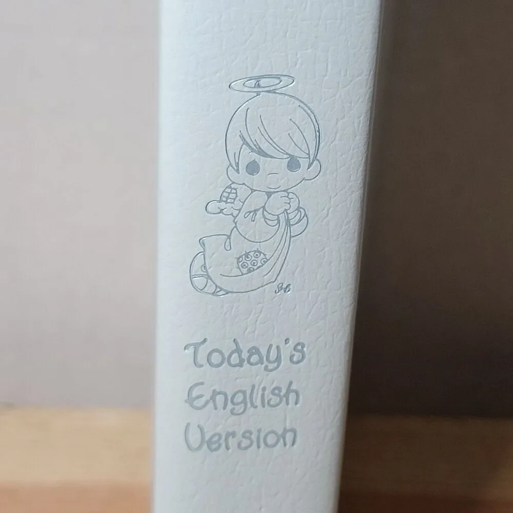 VINTAGE BOOK Precious Moments Bible for Catholics (1999, Imitation Leather)